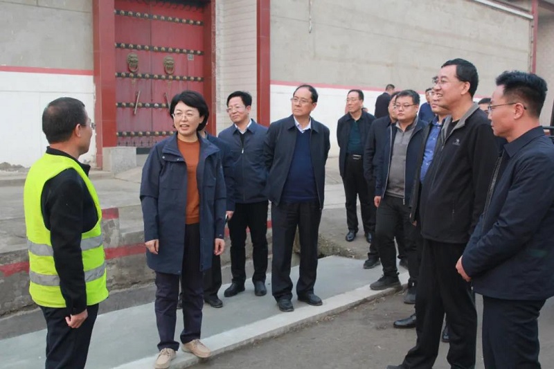 王润就部分重点工程项目进行现场办公-稷山县人民政府